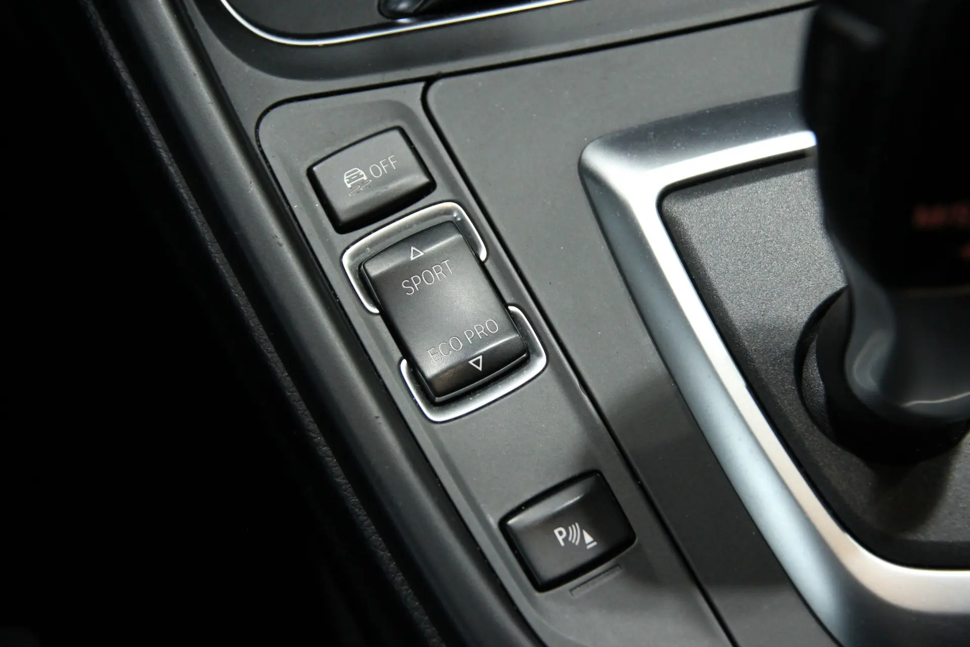 BMW 318 d Line Sport Auto 12