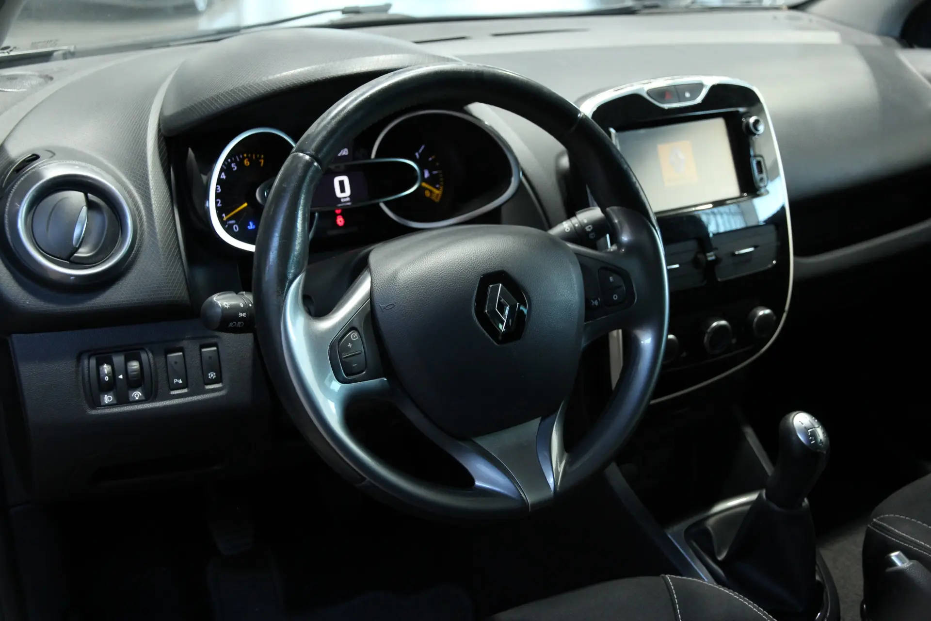 Renault Clio Sport Tourer 0.9 TCE Limited 8