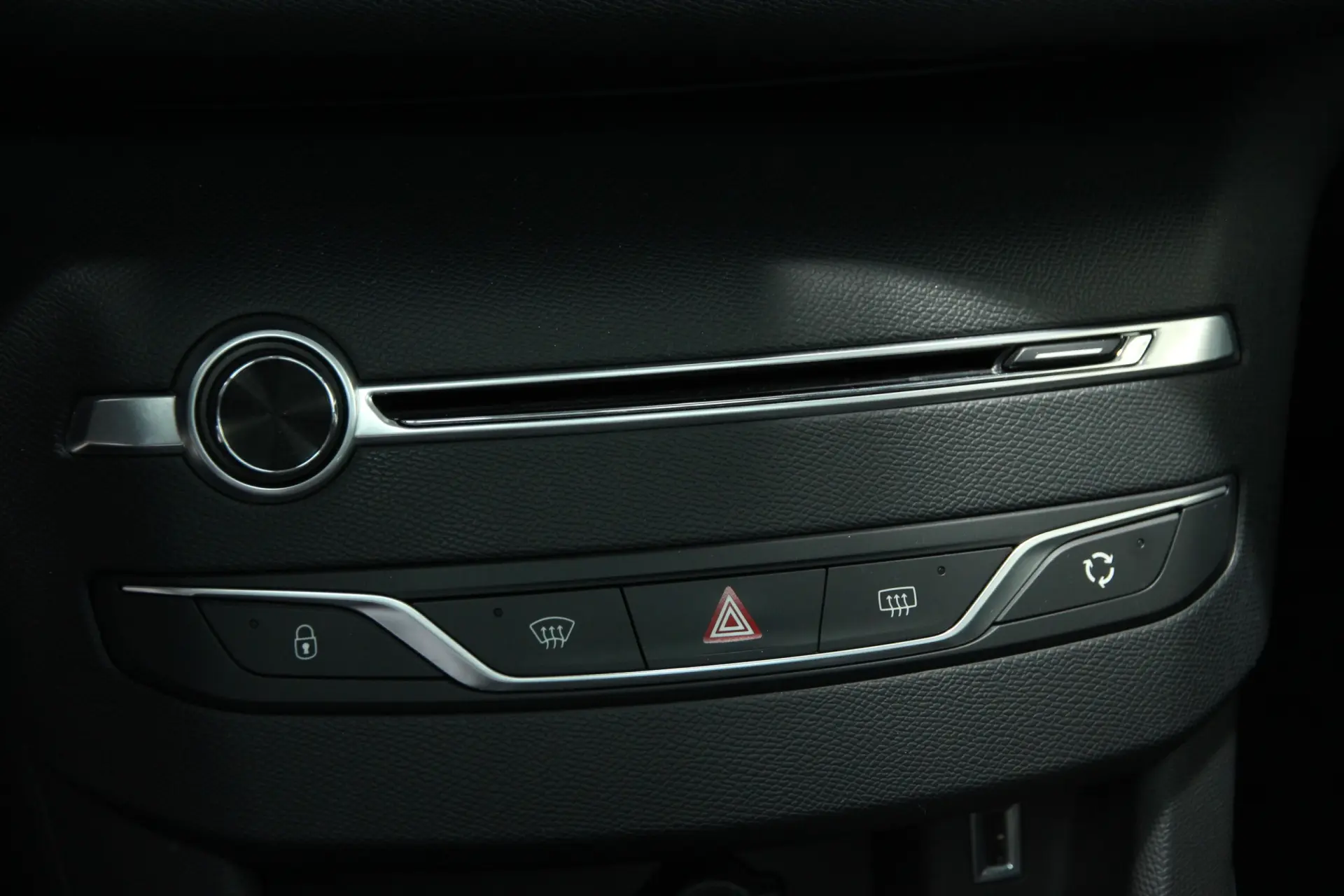 Peugeot 308 1.6 BlueHDi Allure 12