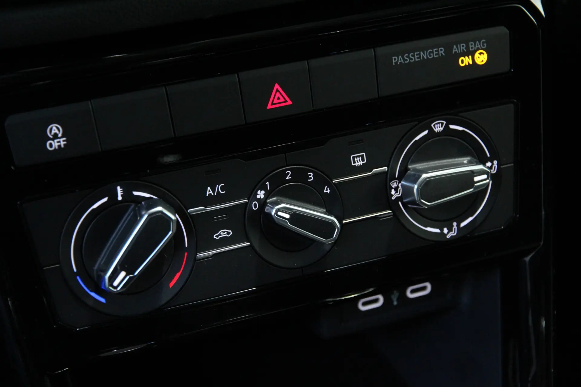 Volkswagen T-Cross 14