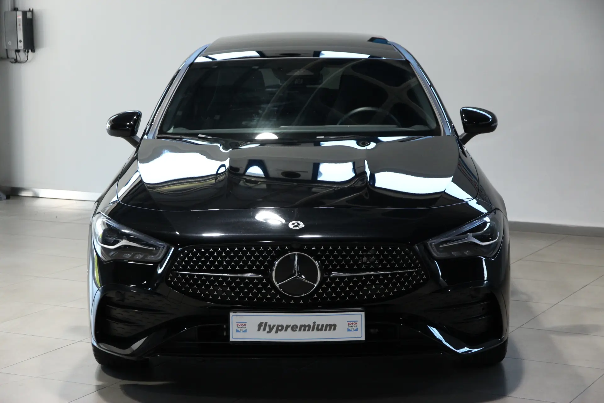 Mercedes-Benz CLA 250 e Shooting Brake AMG Line 2