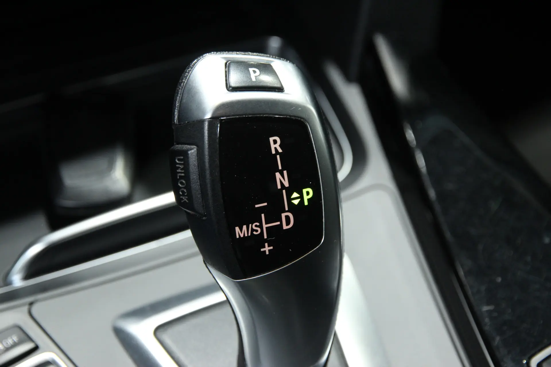 BMW 318 d Line Sport Auto 11