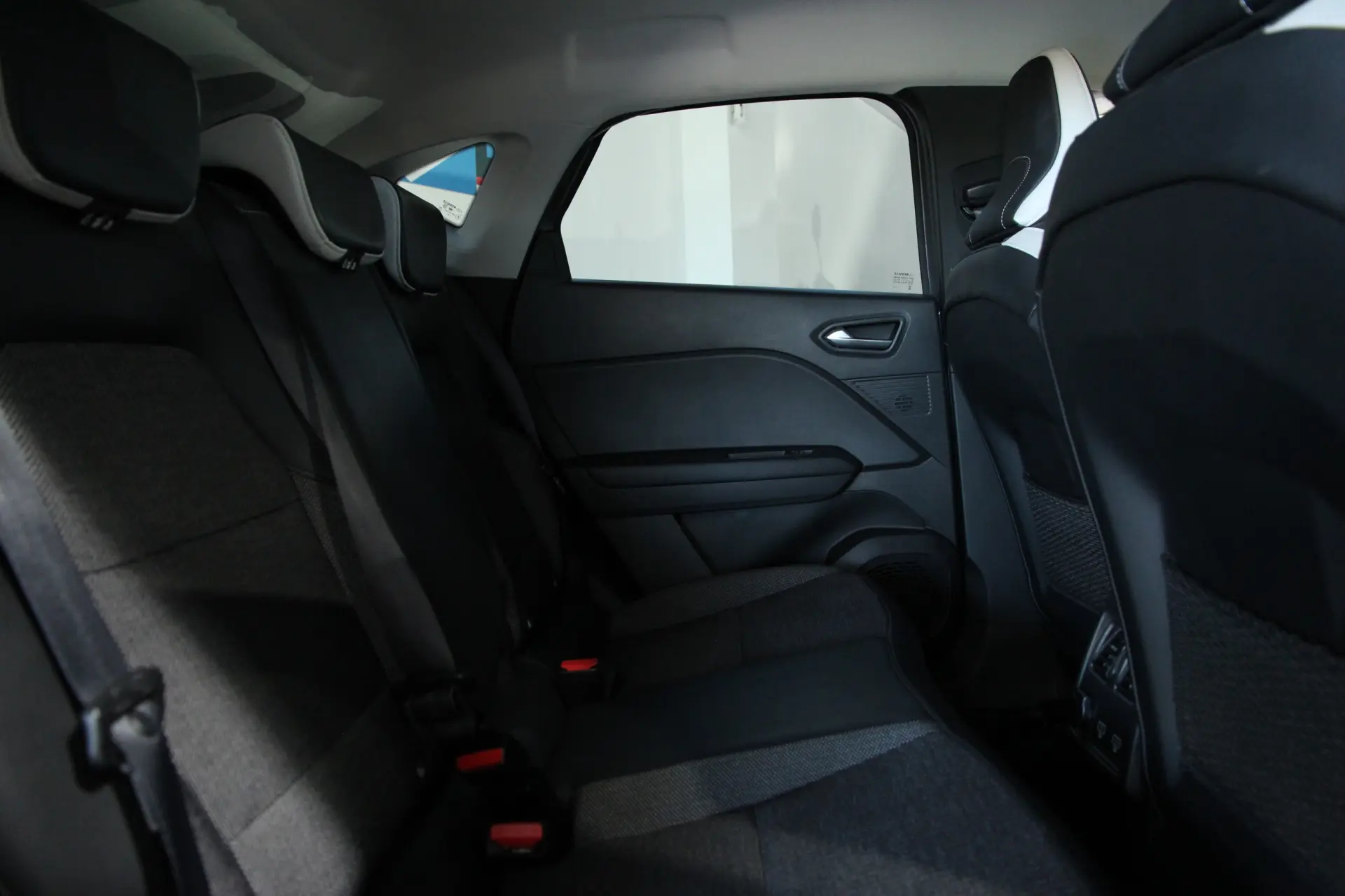 Renault Captur Outro 28