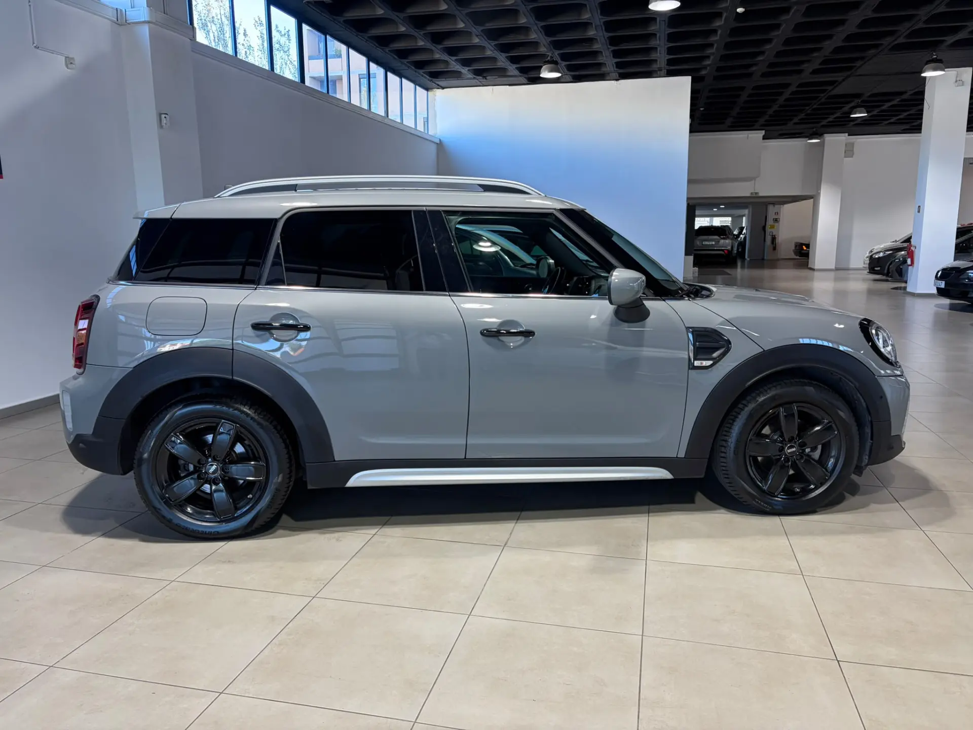 MINI Countryman Auto D Black Edition 4