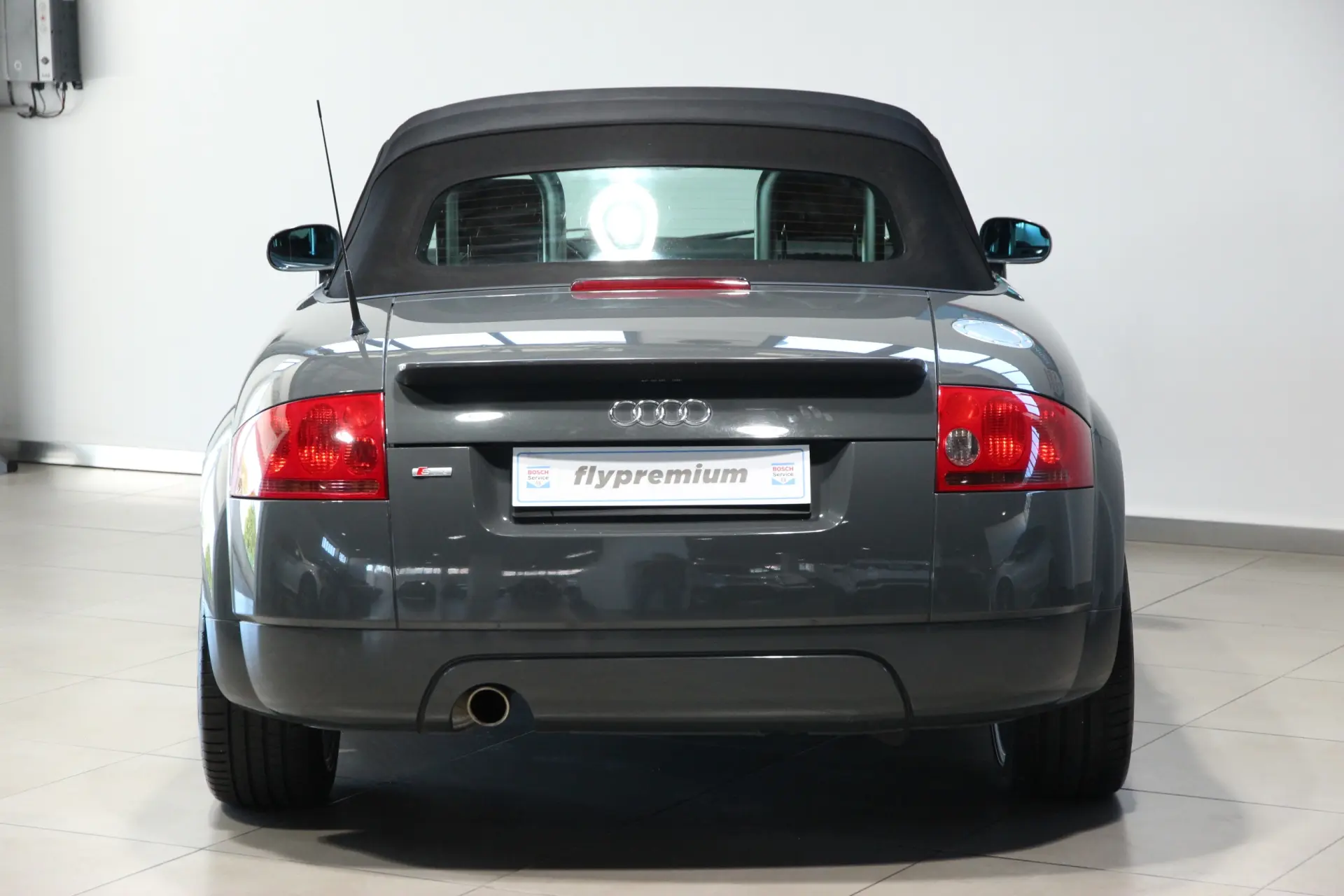 Audi TT Coupé 1.8 T S-line 19