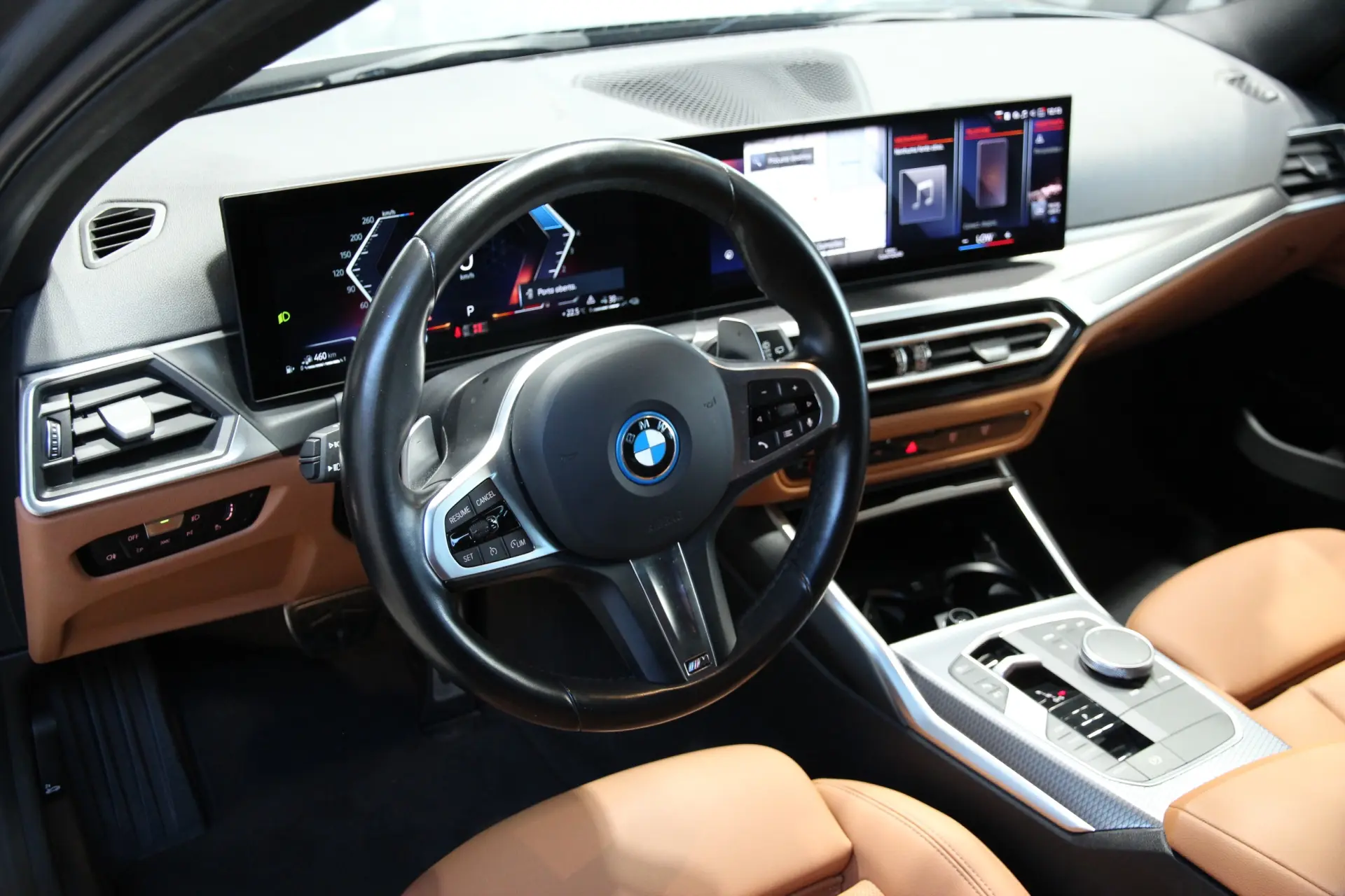 BMW 330 e Pack Desportivo M Auto 9