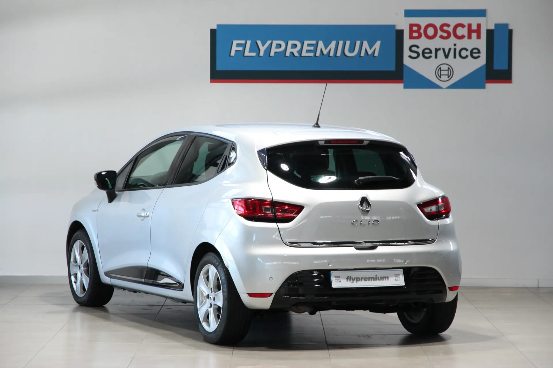 Renault Clio 0.9 TCe Limited Edition 6