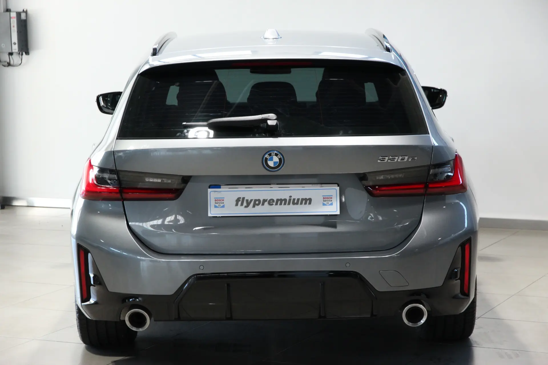 BMW 330 e Pack Desportivo M Auto 35