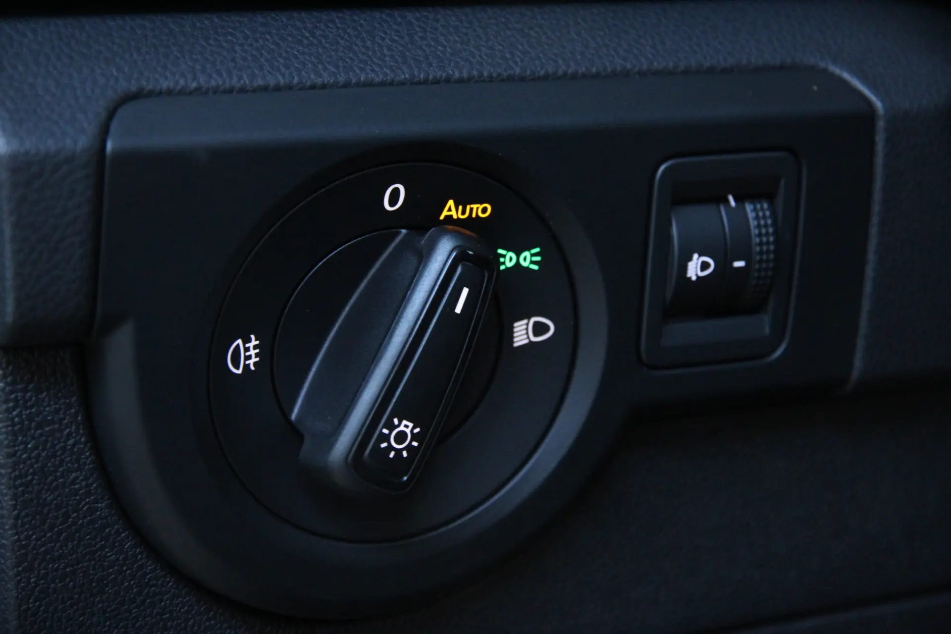 Volkswagen T-Cross 12