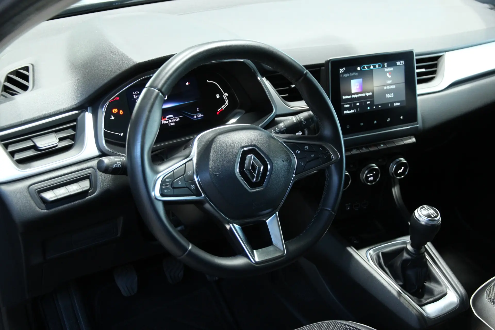 Renault Captur Outro 10
