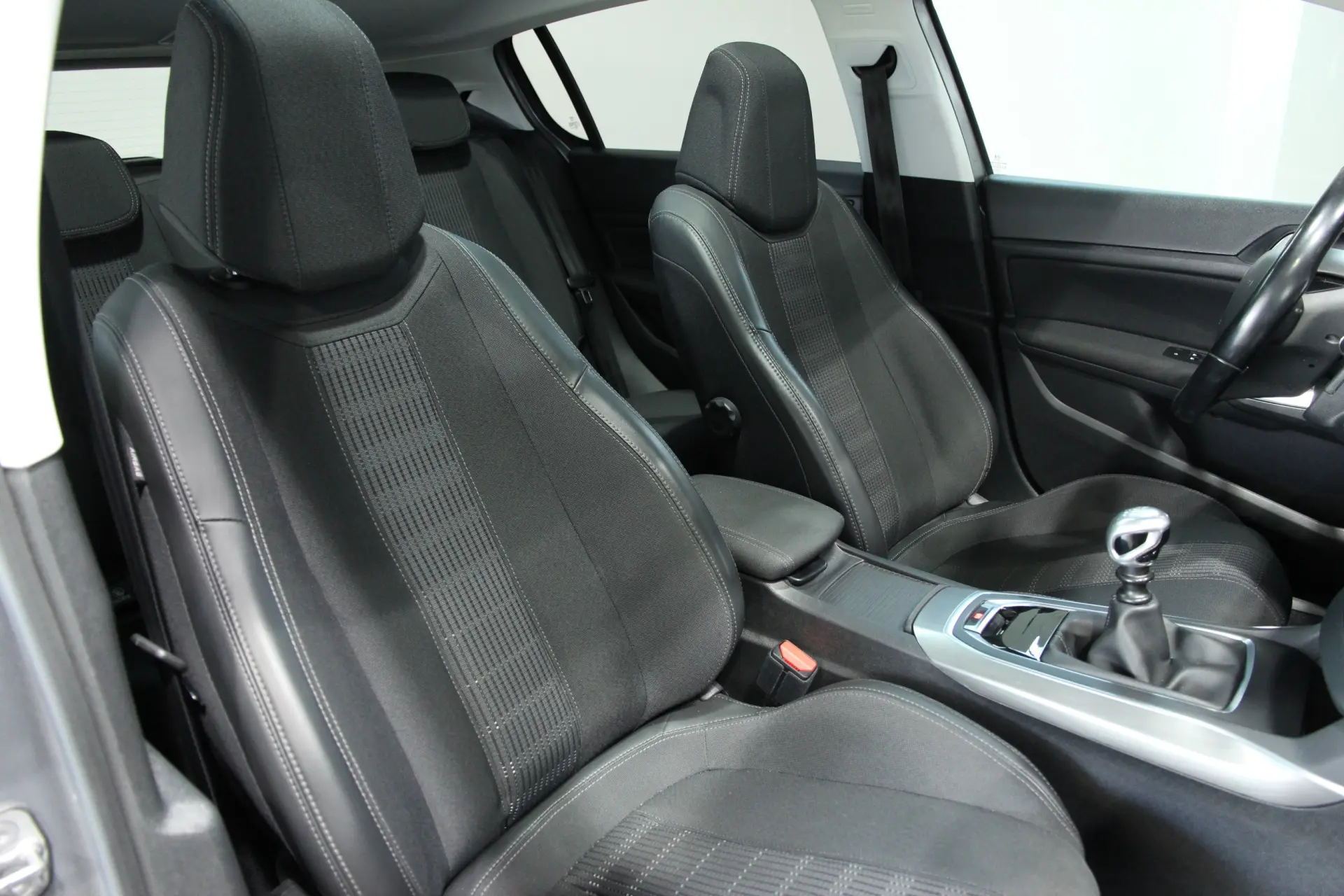Peugeot 308 1.6 BlueHDi Allure 8