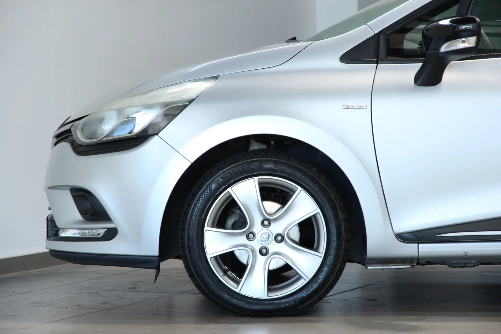 Renault Clio 0.9 TCe Limited Edition 2
