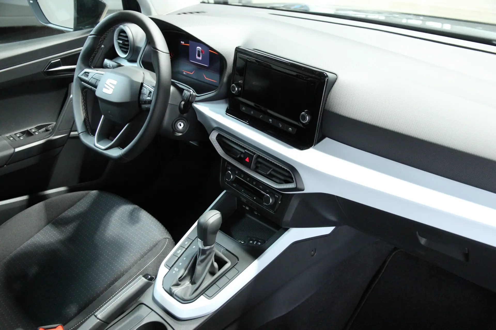 SEAT Arona 1.0 TSI Xperience DSG 6