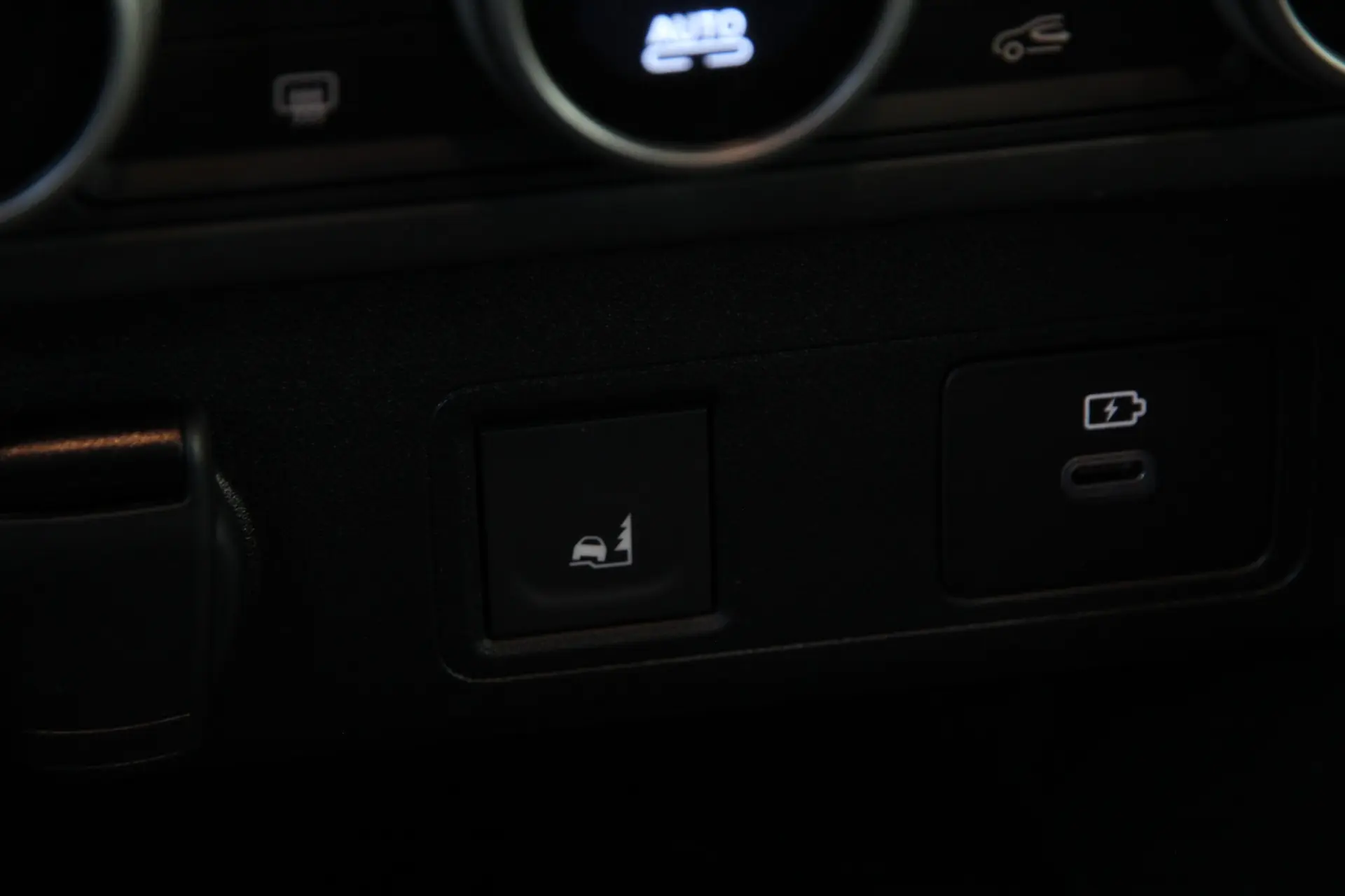 Dacia Jogger 1.0 ECO-G SL Extreme 7L Bi-Fuel 15