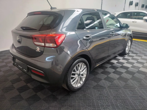 Kia Rio 14