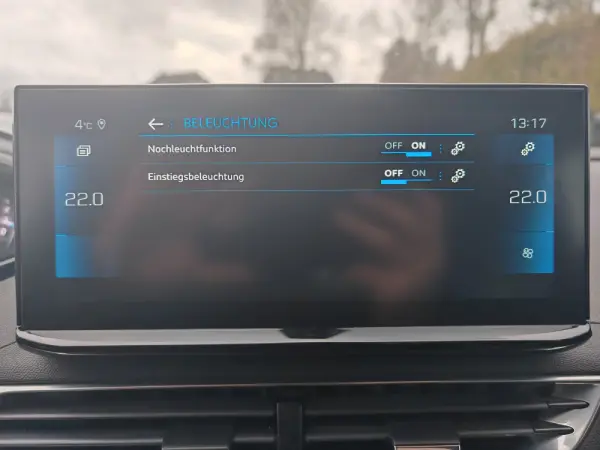 Peugeot 5008 1.2 PureTech Allure Pack EAT8 11