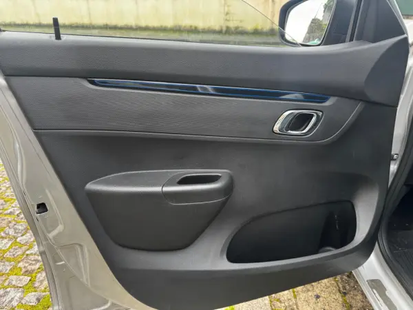 Dacia Spring Comfort 29