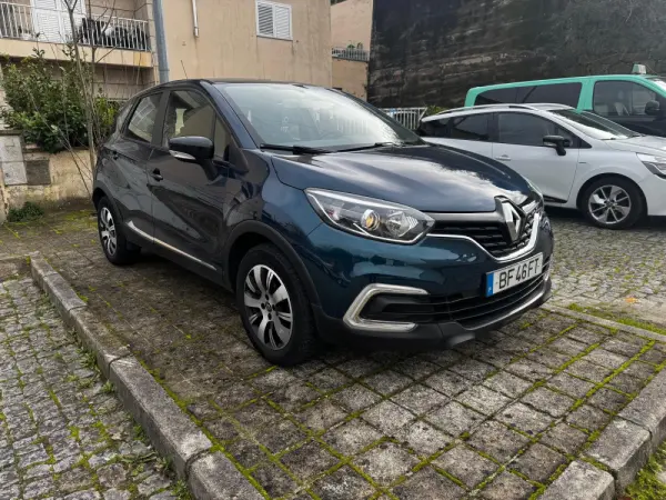 Renault Captur 1.5 dCi Initiale Paris EDC 3