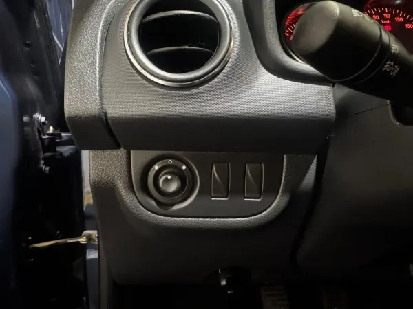 Dacia Sandero 1.0 SCe Essential 34