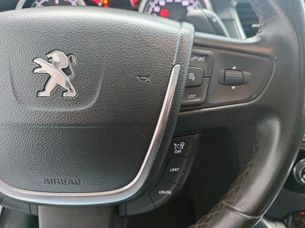 Peugeot 508 SW 22