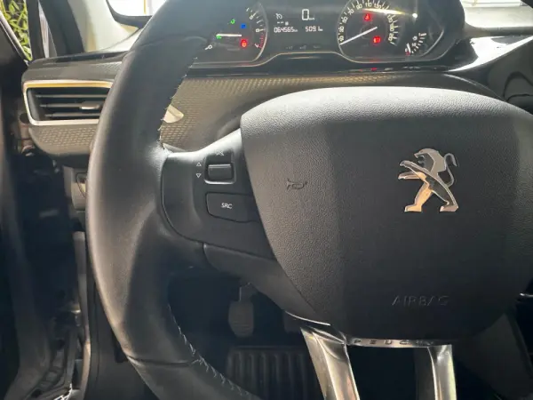 Peugeot 2008 1.2 PureTech Allure 20