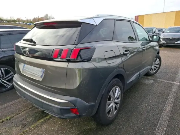 Peugeot 3008 1.2 PureTech Allure Pack EAT8 3