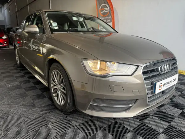 Audi A3 1.6 TDI DPF S line Sport Pack 6