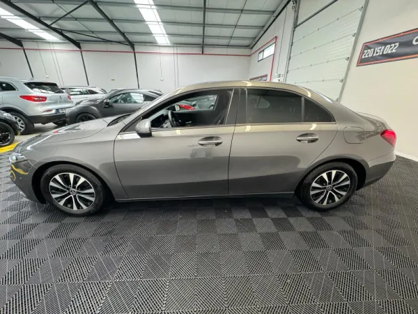 Mercedes-Benz A 180 Limousine A 180 Limousime 13