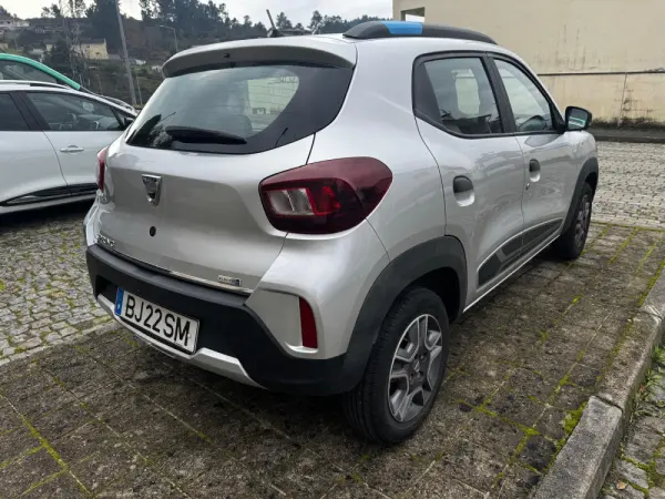 Dacia Spring Comfort 10