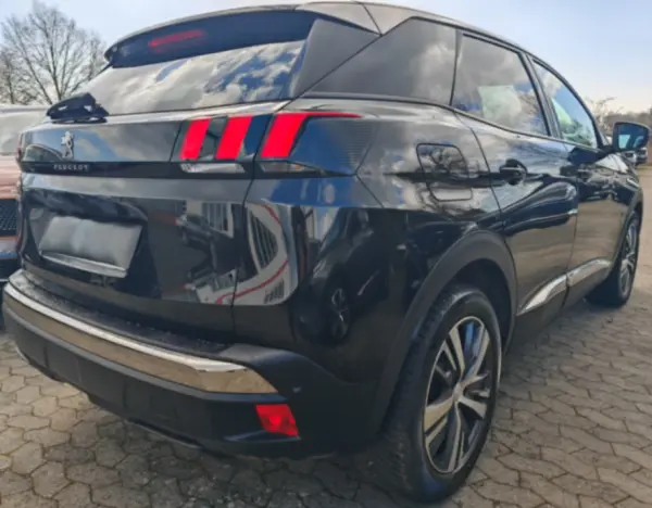 Peugeot 3008 PureTech 130 Stop & Start GPF EAT8 Allure Pack 3