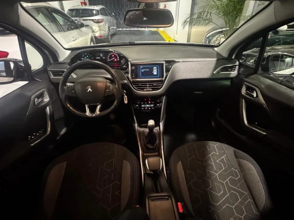 Peugeot 2008 25