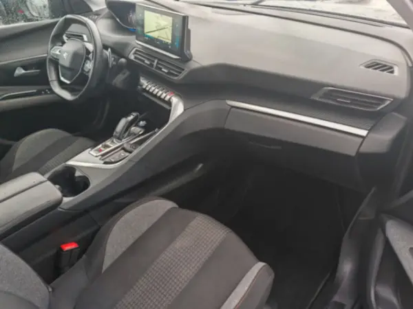 Peugeot 5008 1.2 PureTech Allure Pack EAT8 15