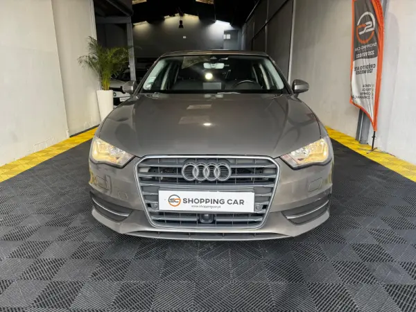 Audi A3 1.6 TDI DPF S line Sport Pack 4