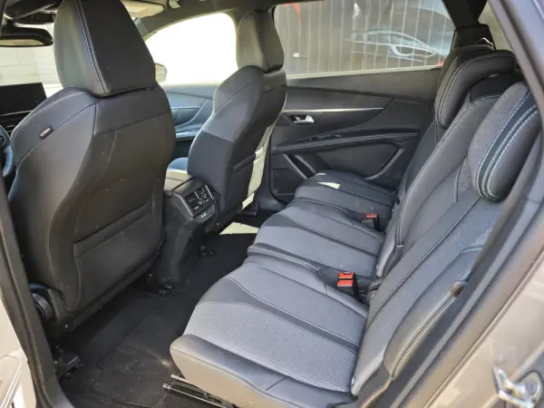 Peugeot 5008 1.2 PureTech Allure Pack EAT8 8