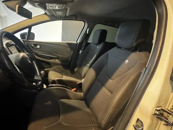 Renault Clio Break 1.5 dCi Confort 21