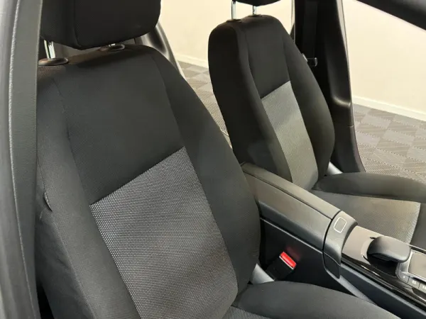 Mercedes-Benz A 180 Limousine A 180 Limousime 22