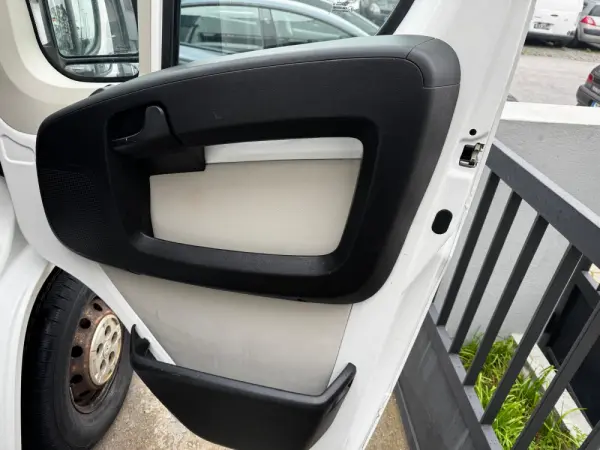 Peugeot Boxer 2.2 HDi 335 L2 CD 15