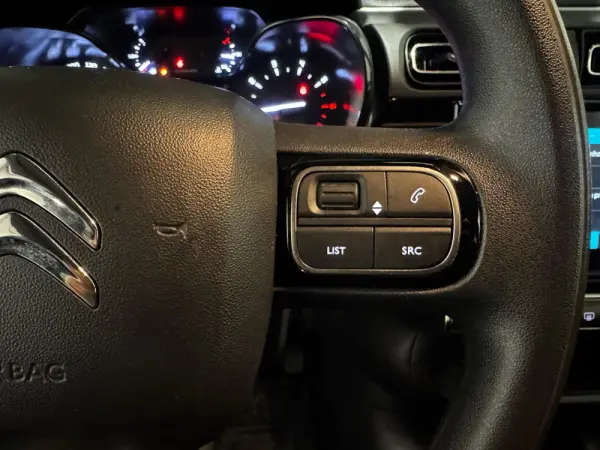 Citroën C3 1.2 PureTech Shine 26