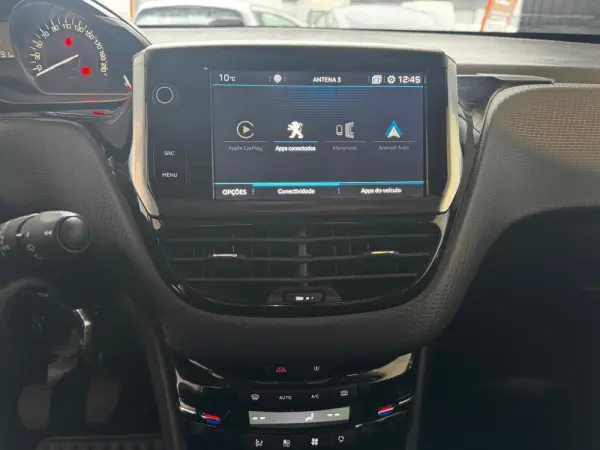 Peugeot 2008 1.2 PureTech Allure 39