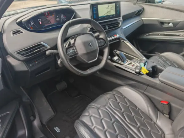 Peugeot 3008 PureTech 130 Stop & Start GPF EAT8 Allure Pack 5