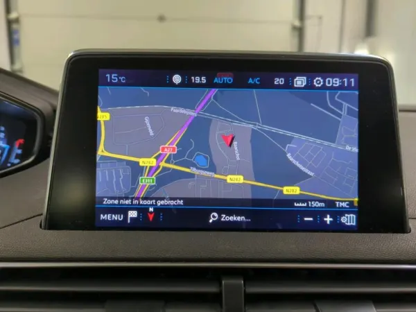 Peugeot 3008 1.2 PureTech Allure EAT8 8