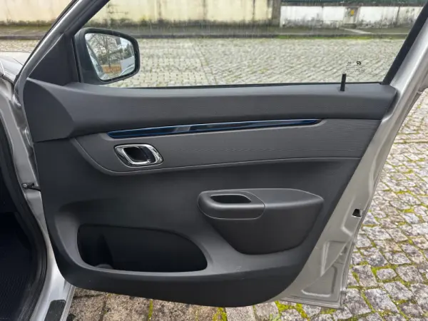 Dacia Spring Comfort 30