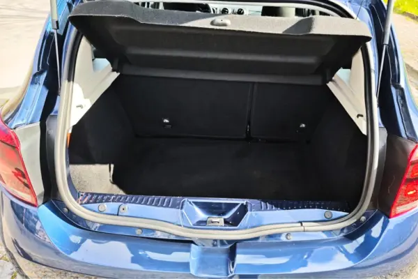 Dacia Sandero 1.0 SCe Essential 4