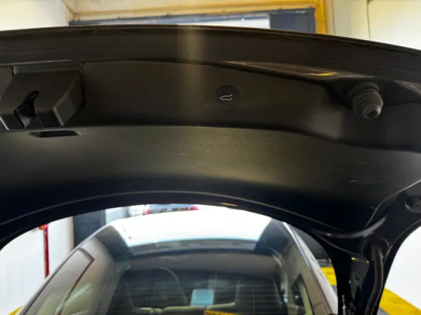 Tesla Model 3 Tração Traseira 31