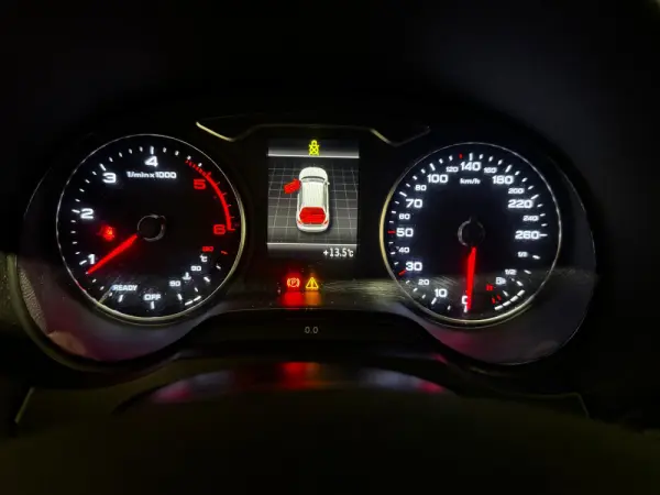 Audi A3 1.6 TDI DPF S line Sport Pack 16