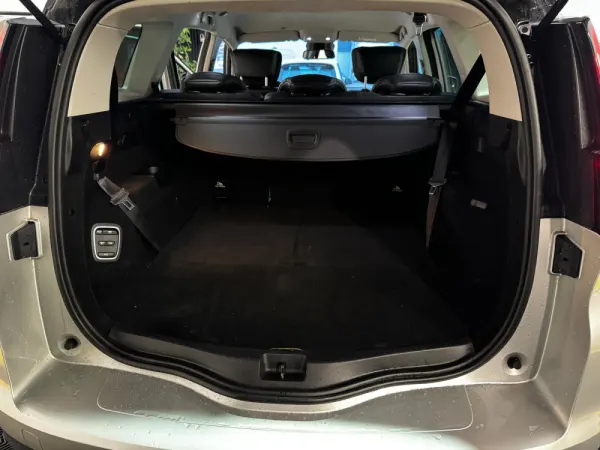 Renault Grand Scénic 1.5 dCi Intens EDC SS 42