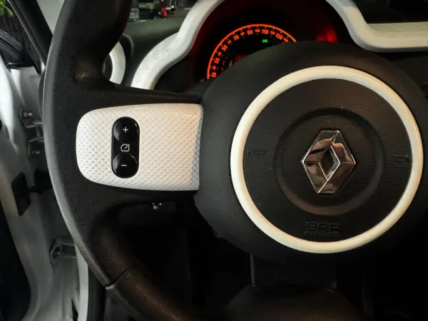 Renault Twingo 1.0 SCe Zen 10
