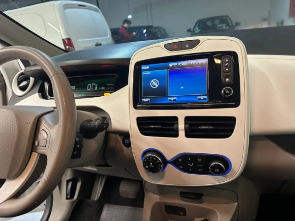 Renault Zoe 15