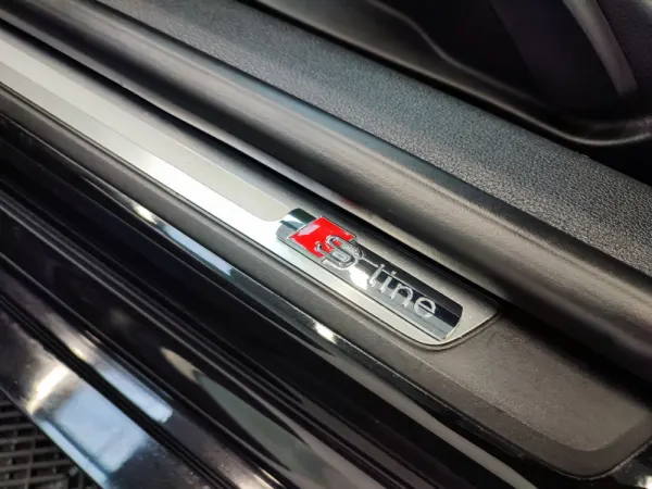 Audi A5 2.0 TDi quattro S tronic S-line 63