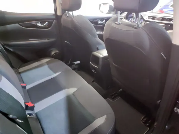 Nissan Qashqai 40